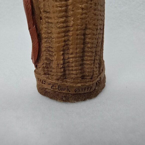 Tom Clark Shepherd III 5402 Figurine 6" Cairn Nativity Resin 1999 Brown Red USA - Picture 9 of 12